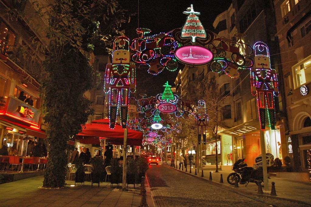 Nişantaşı new year's holidays decoration 